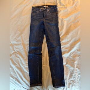 Madewell dark blue skinny jeans